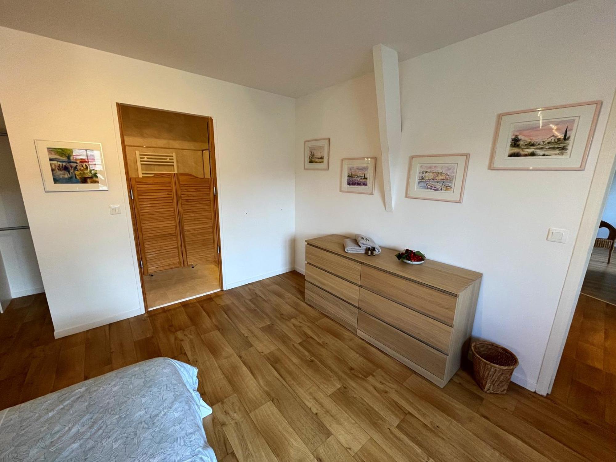 Ecurie Des Charmes A 5 Minutes De La Plage Merville-Franceville-Plage Dış mekan fotoğraf